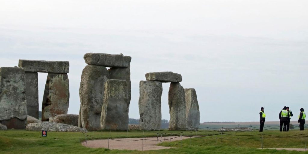 Stonehenge may lose its World Heritage status