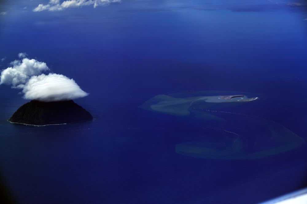 New Japanese island formed by volcanic eruption