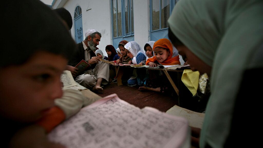 Taliban exclude schoolgirls - DN.SE