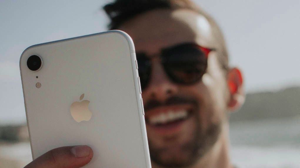 This is how you get Face ID with sunglasses