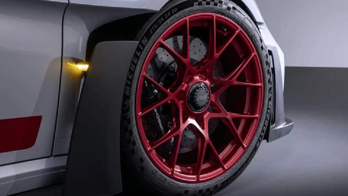 red front wheel rim