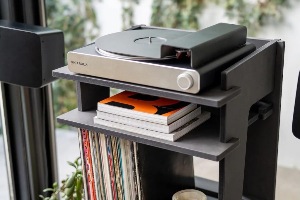 This vinyl player can be connected directly to Sonos speakers.  Stream music wirelessly with Stream Carbon.