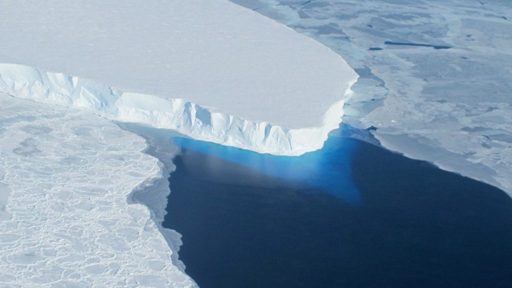 ‘Doomsday glacier’ near collapse – could raise sea levels