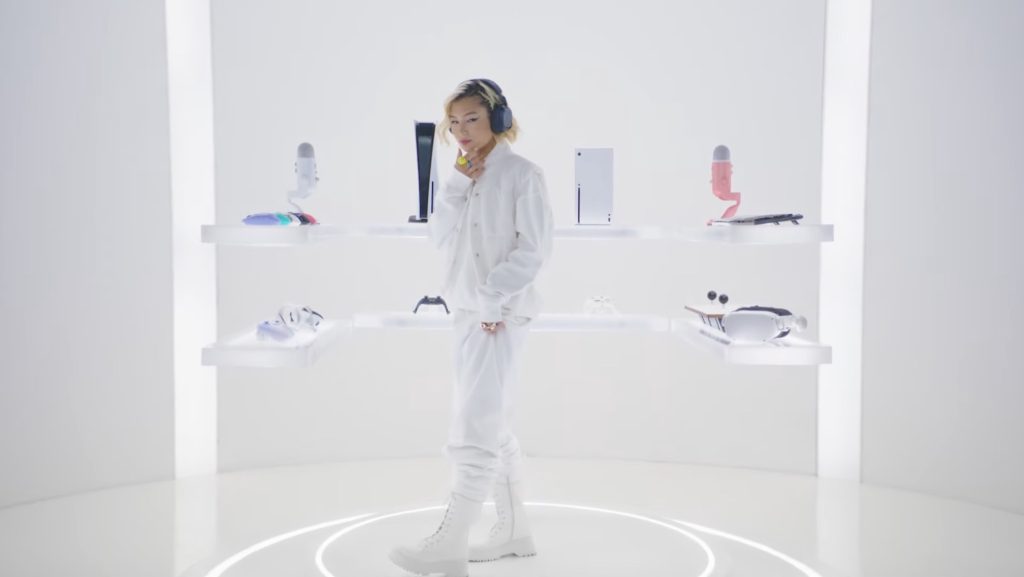 Xbox Series X in white?  Appears in a Logitech ad.