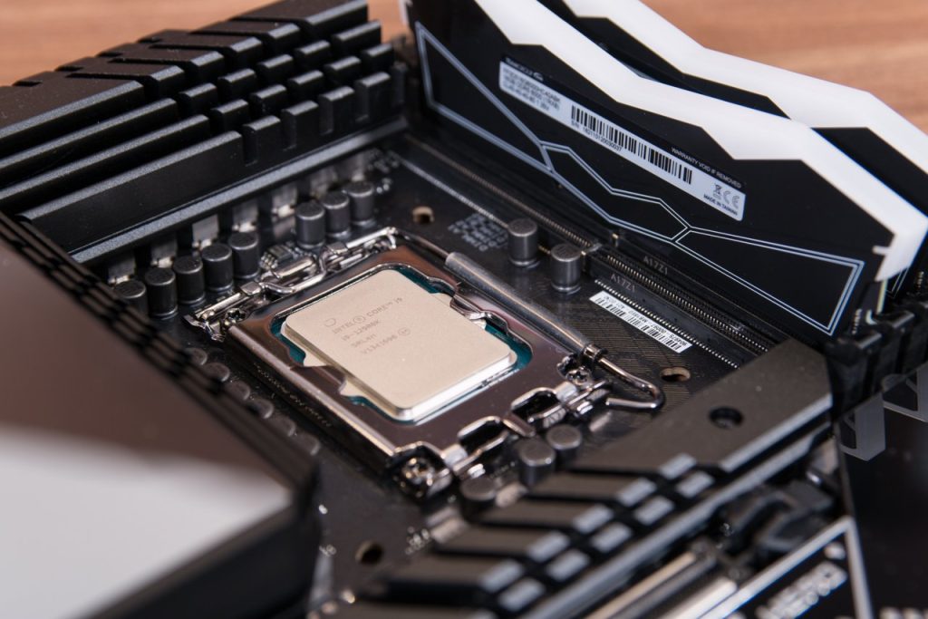 Supports Intel Core i9-13900K DDR5 7600MHz processor